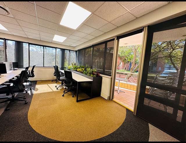 574M² OFFICE TO LET IN WOODMEAD